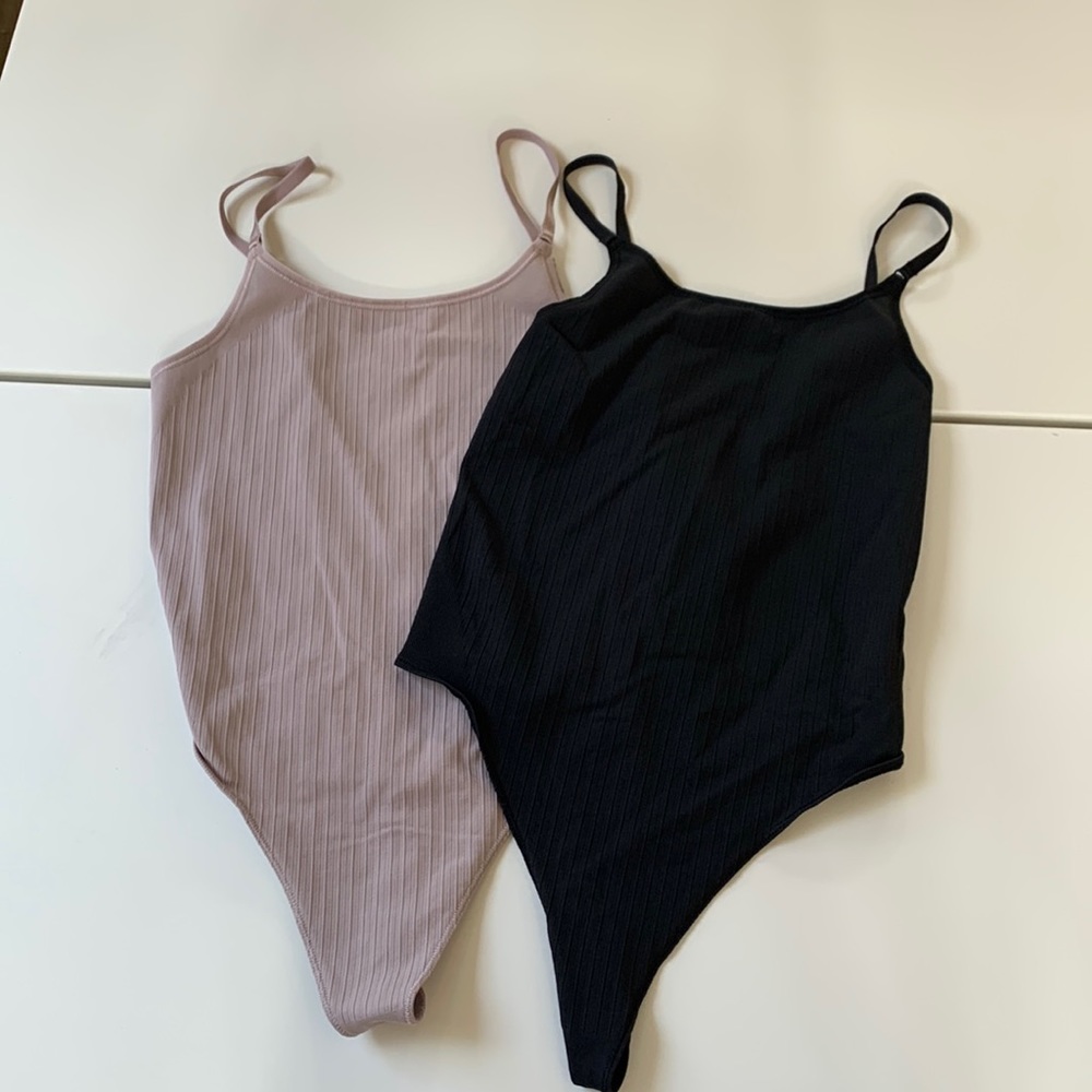 Lot of 2 Lululemon bodysuits